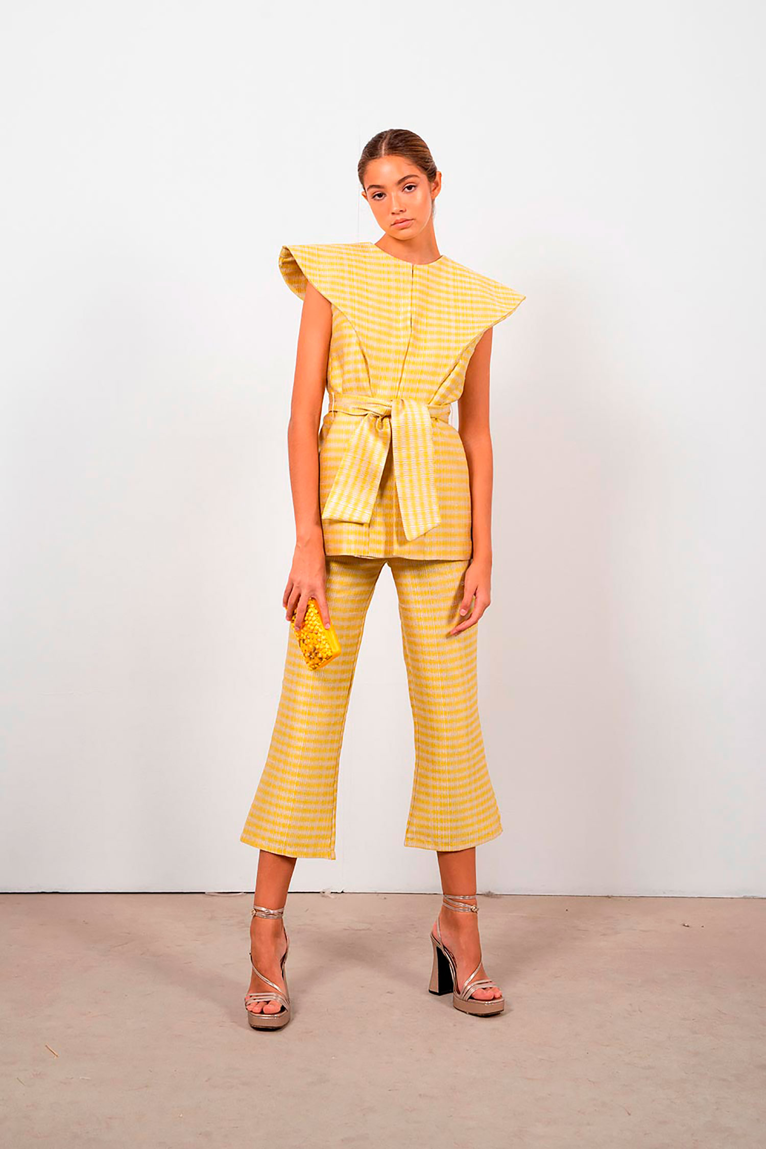 CHALECO-GENOVEVA-Y-PANTALON-MARLON-1-1.jpg